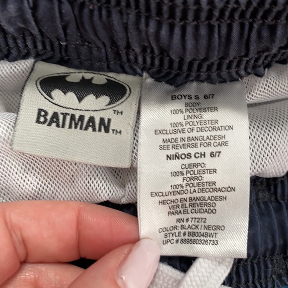 Swim shorts size 6/7 - Picture 2 of 3